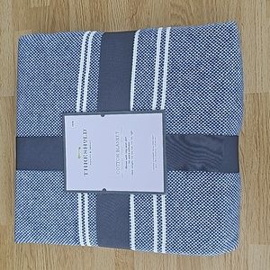 NIP twin size cotton blanket